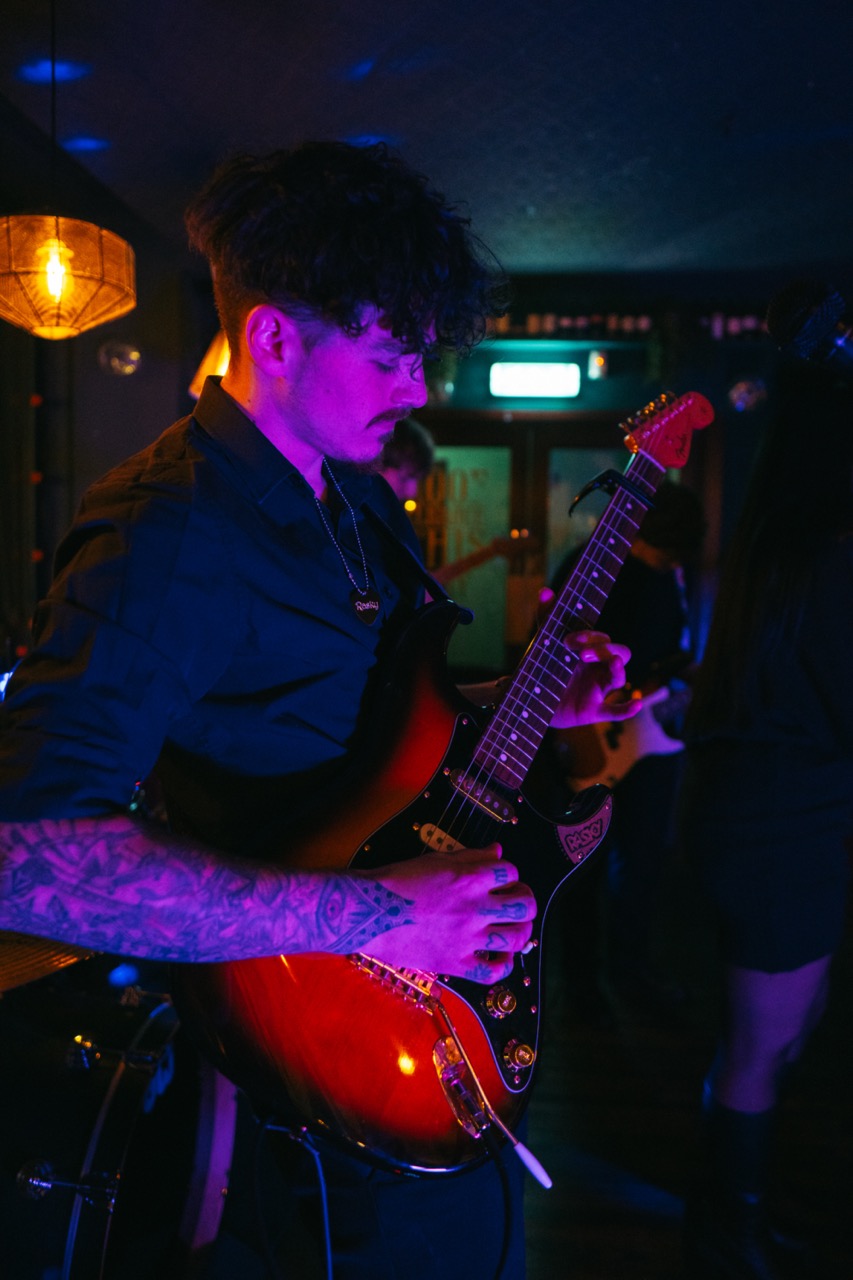 Raskyjack live photo